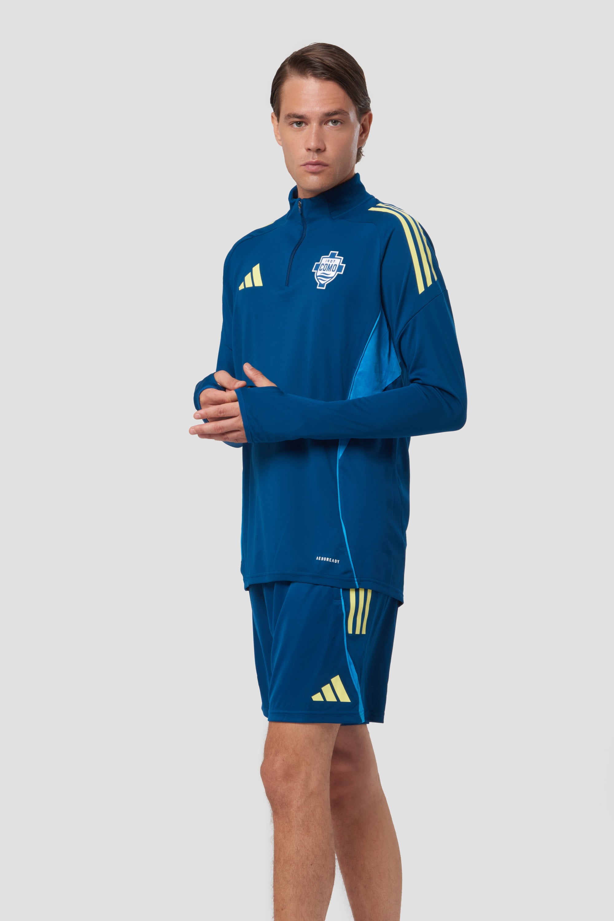 Como 1907 Training Track Top 2025/26