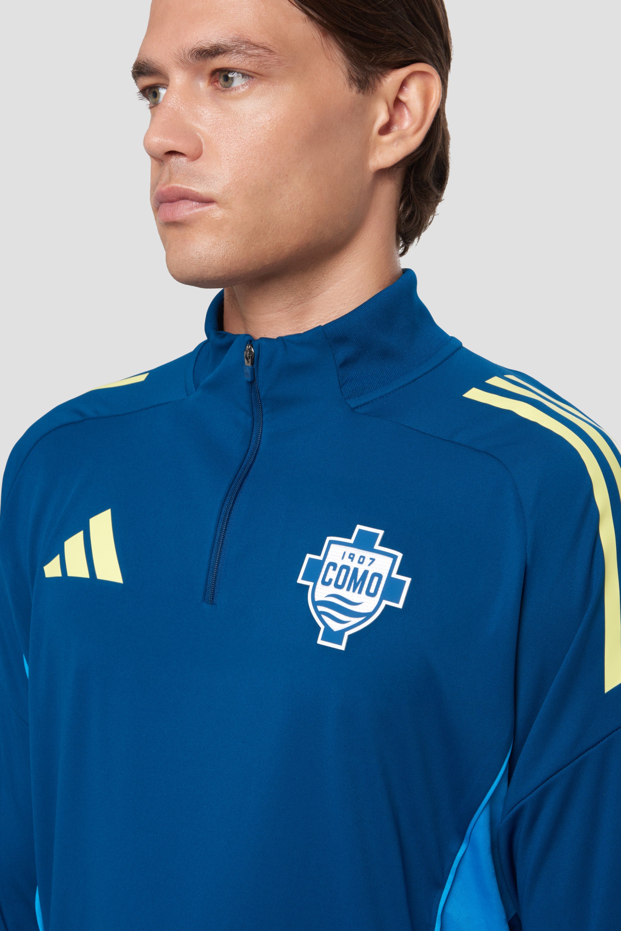 Como 1907 Training Track Top 2025/26