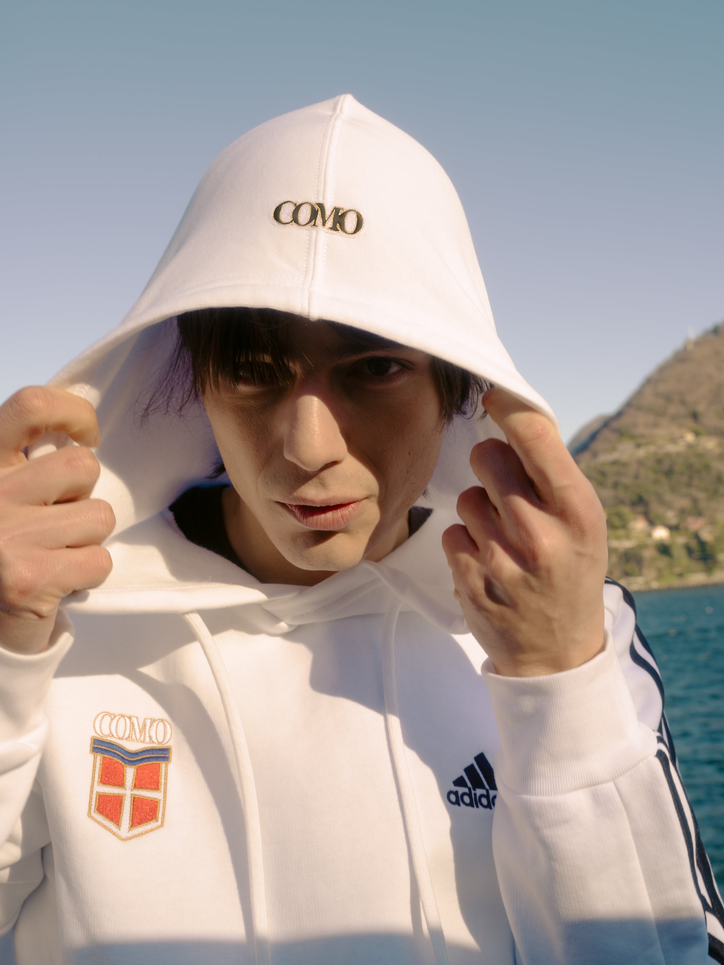 WHITE HOODIE CREST ADIDAS X COMO 1907 