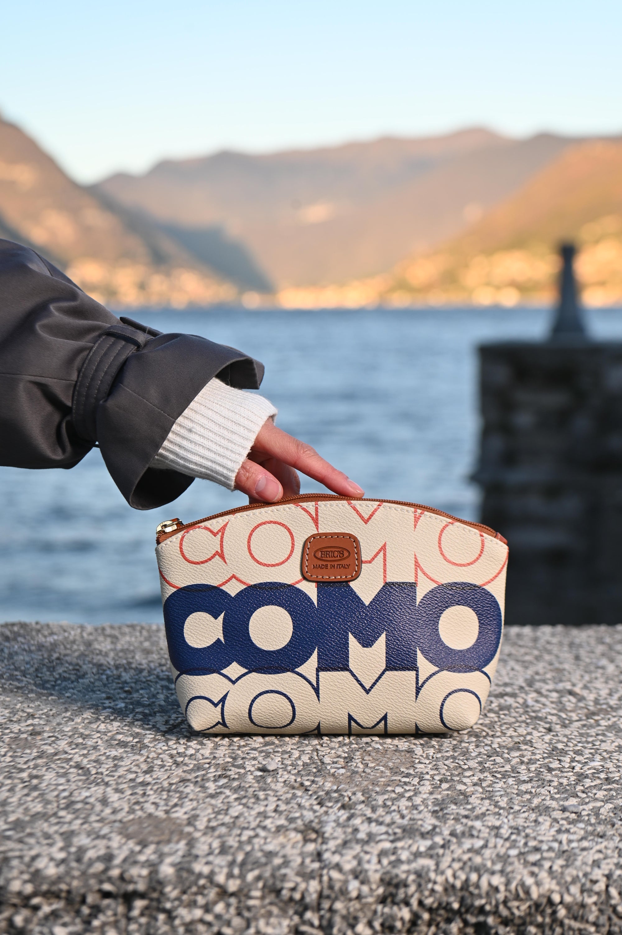 Como Travel Necessities Small Bric's X Como