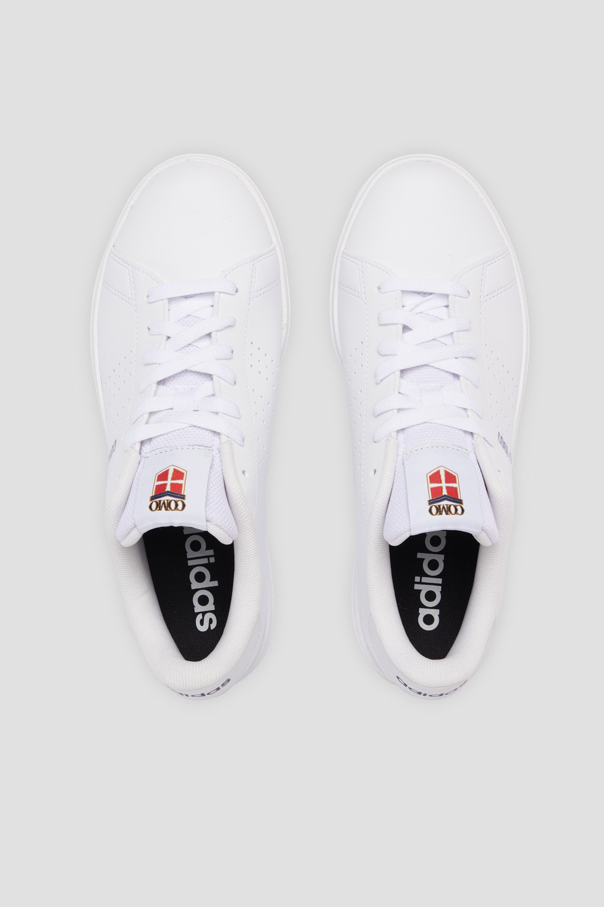Standard Issue Sneakers Navy Adidas X Como 1907