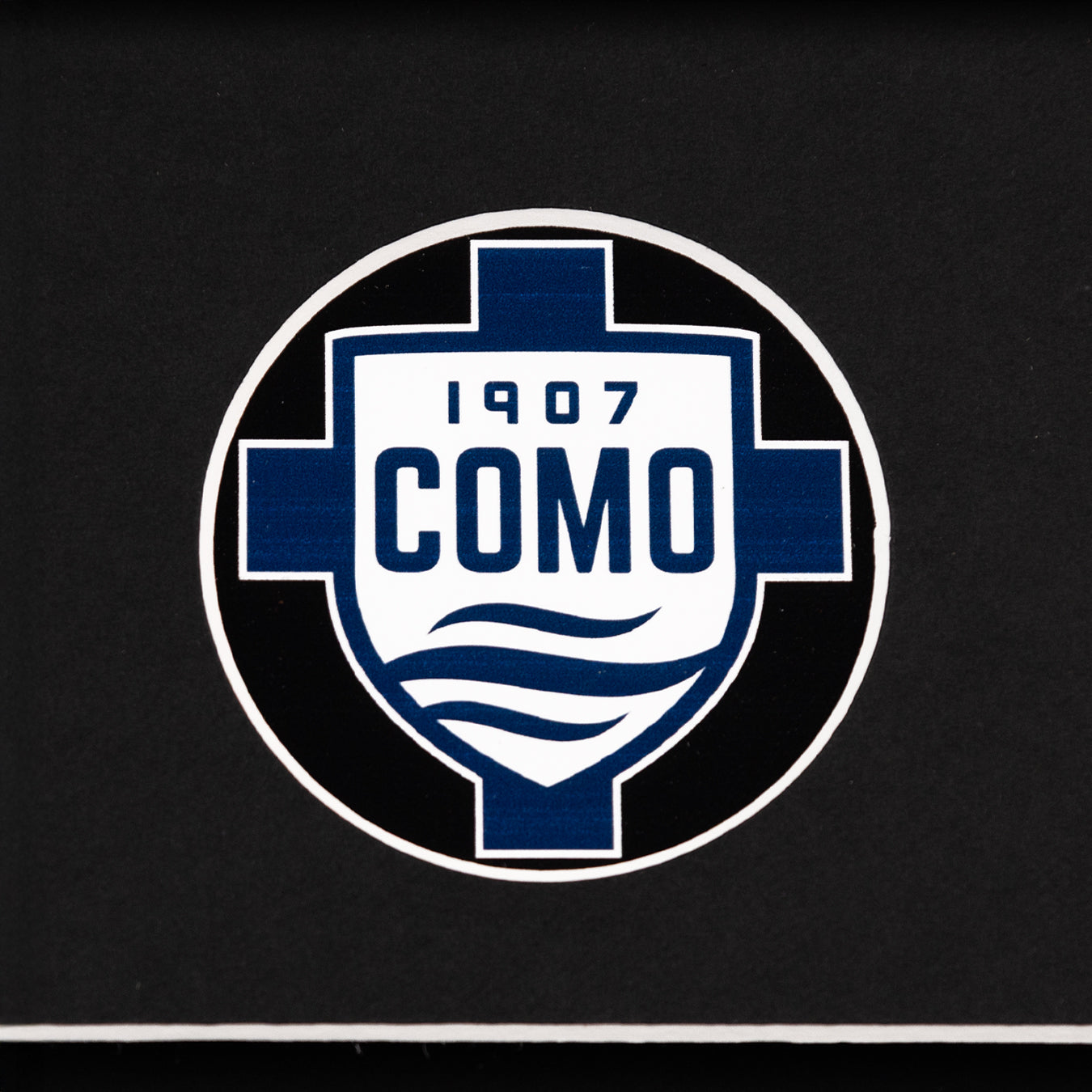Como 1907 24/25 Home Nico Paz Framed Hand-Signed Jersey