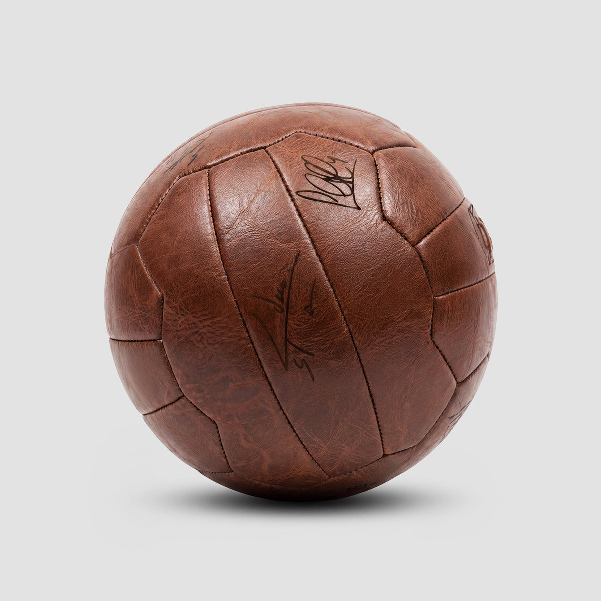 Como 1907 Vintage Ball Engraved Signature 