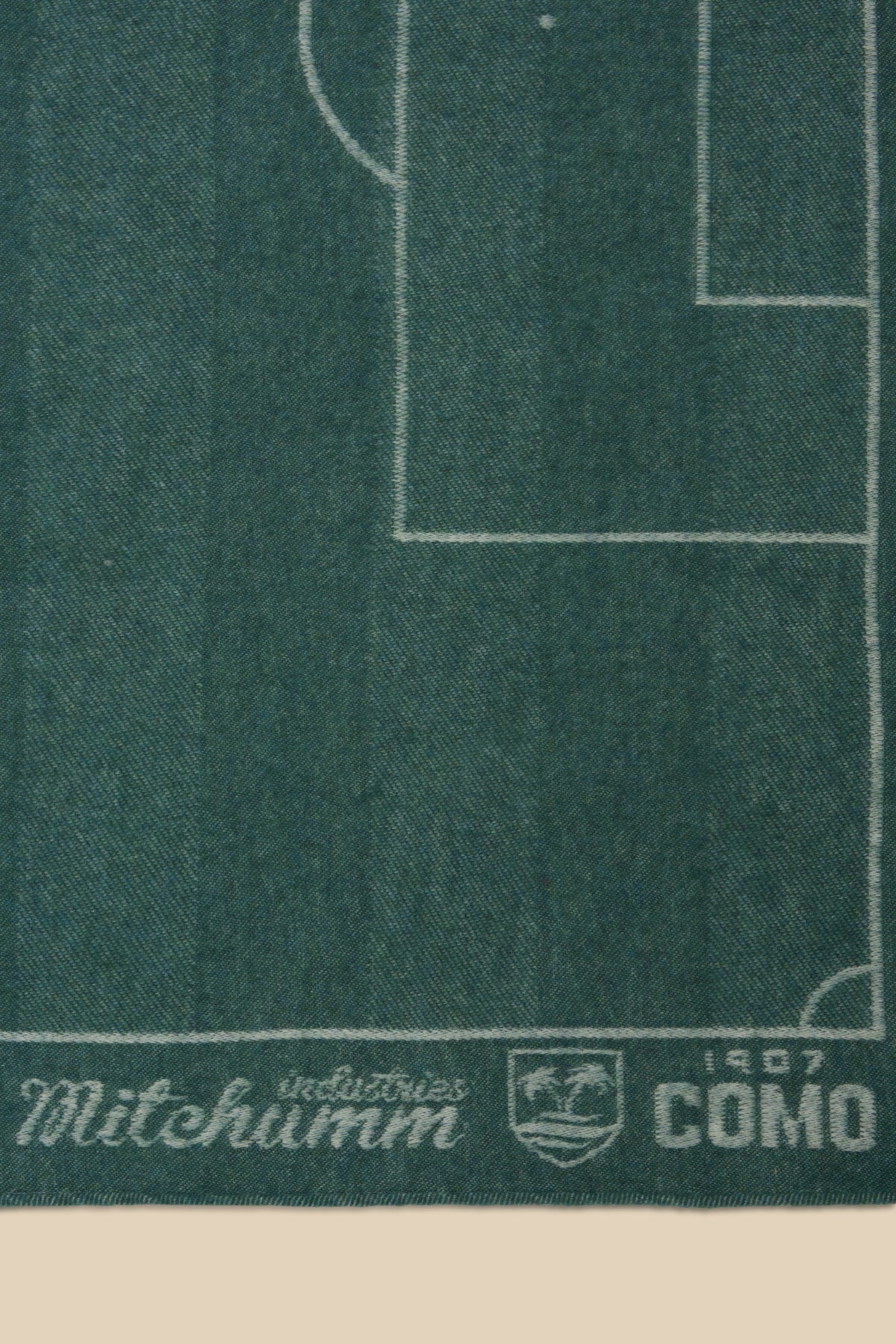 Coperta in Merino con Campo da Calcio Verde